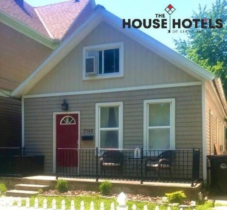 The House Hotels - W.20Th - Three Bedroom Near West Side Market And Downtown Cle كليفلاند المظهر الخارجي الصورة