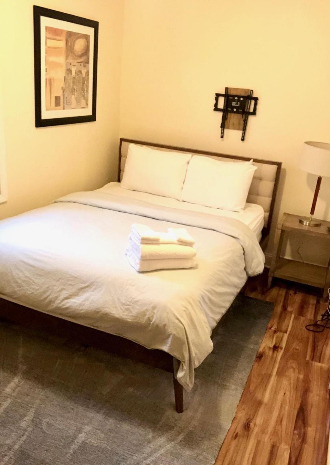 The House Hotels - W.20Th - Three Bedroom Near West Side Market And Downtown Cle كليفلاند المظهر الخارجي الصورة